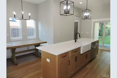 706 N F St #B, Pensacola, FL 32501 - Photo 8