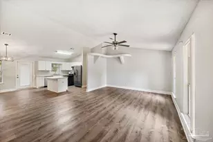 1060 Cobblestone Dr, Pensacola, FL 32514 - Photo 4
