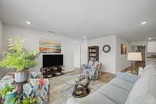 5976 Laurel Oak Dr, Pensacola, FL 32526 - Photo 10