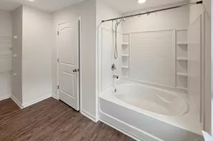 5777 Blackhorse Cir, Pensacola, FL 32526 - Photo 10