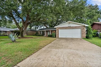 5969 Somerset Dr, Pensacola, FL 32526 - Photo 2