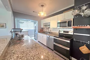 1010 E Maxwell St, Pensacola, FL 32503 - Photo 6