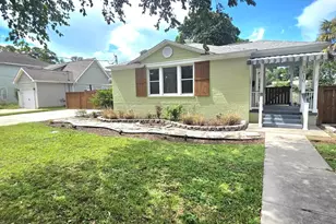 1010 E Maxwell St, Pensacola, FL 32503 - Photo 2