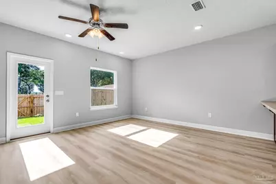 6036 Royal Port Ct, Pensacola, FL 32526 - Photo 10