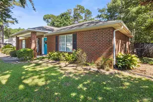 8708 Laredo St, Navarre, FL 32566 - Photo 10