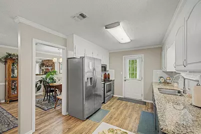 1016 Fleming Dr, Pensacola, FL 32514 - Photo 12
