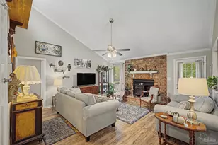 1016 Fleming Dr, Pensacola, FL 32514 - Photo 8