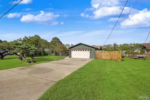 510 Riola Pl, Pensacola, FL 32506 - Photo 2