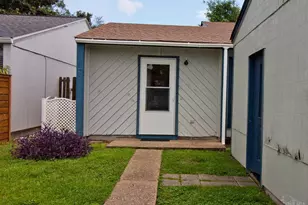 3040 Delmonte Dr, Pensacola, FL 32504 - Photo 2