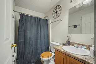 8813 Camshire Cir, Pensacola, FL 32507 - Photo 20