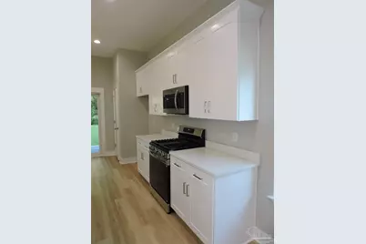 706 N F St #A, Pensacola, FL 32501 - Photo 8