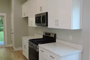 706 N F St, Pensacola, FL 32501 - Photo 8