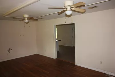 820 E Johnson Ave, Pensacola, FL 32514 - Photo 10