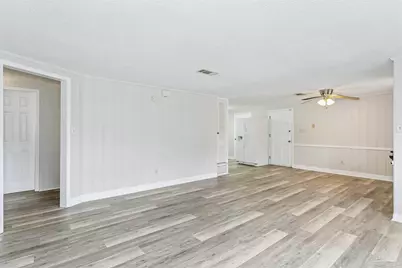 5805 St Elmo St, Pensacola, FL 32503 - Photo 8