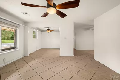 1207 Suburban Dr, Pensacola, FL 32505 - Photo 8