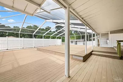 1207 Suburban Dr, Pensacola, FL 32505 - Photo 34