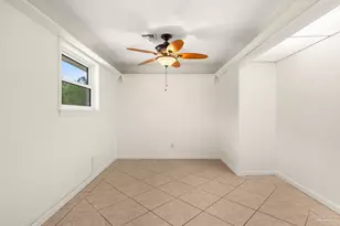 1207 Suburban Dr, Pensacola, FL 32505 - Photo 10