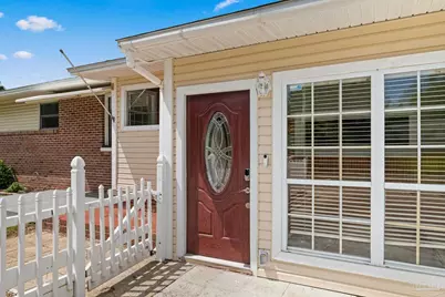 1207 Suburban Dr, Pensacola, FL 32505 - Photo 2