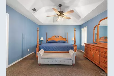 2647 Barefoot Creek Cir, Navarre, FL 32566 - Photo 12