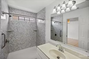 5051 Grande Dr, Pensacola, FL 32504 - Photo 20