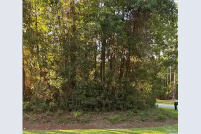 301 Deerfoot Ln, Cantonment, FL 32533 - Photo 1