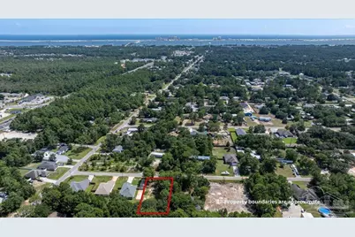 8410 Lucena St, Navarre, FL 32566 - Photo 2