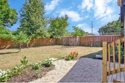 2743 Summertree Ln, Gulf Breeze, FL 32563 - Photo 2