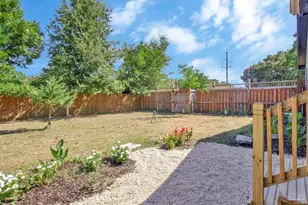 2743 Summertree Ln, Gulf Breeze, FL 32563 - Photo 2