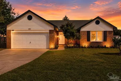 2743 Summertree Ln, Gulf Breeze, FL 32563 - Photo 1