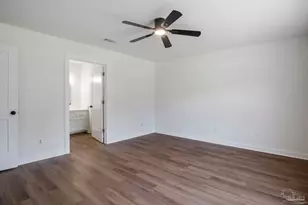 2743 Summertree Ln, Gulf Breeze, FL 32563 - Photo 18