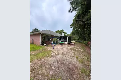 2404 Houston Cir, Gulf Breeze, FL 32563 - Photo 14