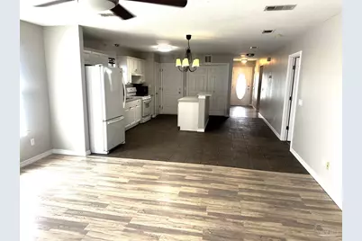 7630 Chablis Cir, Navarre, FL 32566 - Photo 8