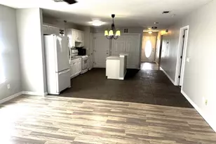 7630 Chablis Cir, Navarre, FL 32566 - Photo 8