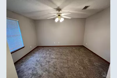 9046 Caribbean Dr, Pensacola, FL 32507 - Photo 4