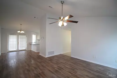 7679 Old Hickory Dr, Pensacola, FL 32507 - Photo 4