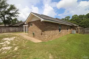 7679 Old Hickory Dr, Pensacola, FL 32507 - Photo 18