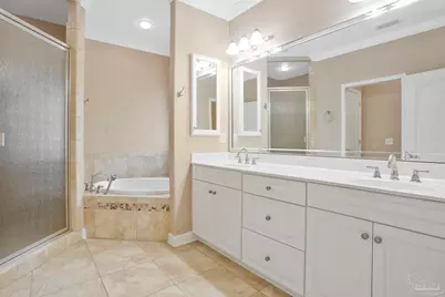 3848 Throne Ct, Milton, FL 32583 - Photo 6