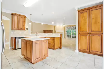 3848 Throne Ct, Milton, FL 32583 - Photo 8