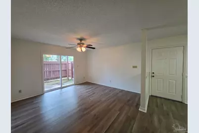 2303 W Michigan Ave #C2, Pensacola, FL 32526 - Photo 4