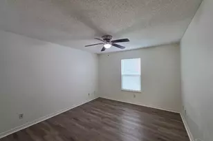 2303 W Michigan Ave, Pensacola, FL 32526 - Photo 8