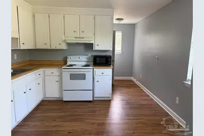 204 Brandywine Rd #B, Pensacola, FL 32507 - Photo 6