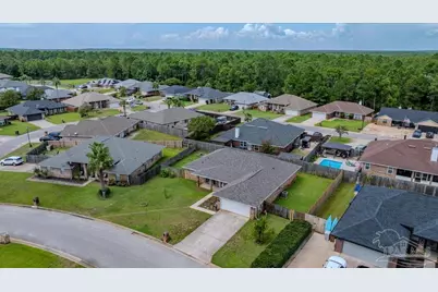 9939 Parker Lake Cir, Navarre, FL 32566 - Photo 34