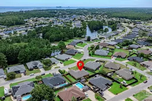 9939 Parker Lake Cir, Navarre, FL 32566 - Photo 36