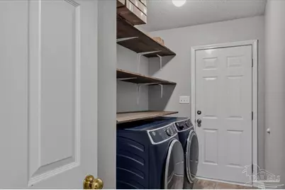 9939 Parker Lake Cir, Navarre, FL 32566 - Photo 28