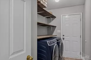 9939 Parker Lake Cir, Navarre, FL 32566 - Photo 28