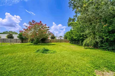 94 S Garfield Dr, Pensacola, FL 32506 - Photo 20