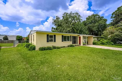 94 S Garfield Dr, Pensacola, FL 32506 - Photo 2