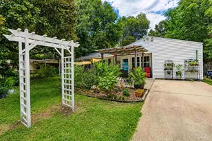 4679 Oakland Dr, Pensacola, FL 32526 - Photo 2