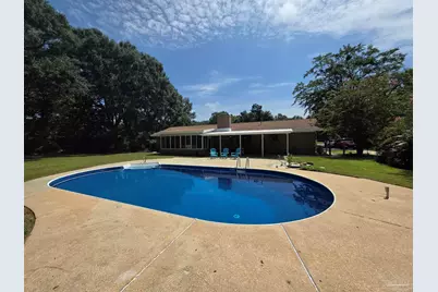 4301 Pace Ln, Milton, FL 32571 - Photo 2