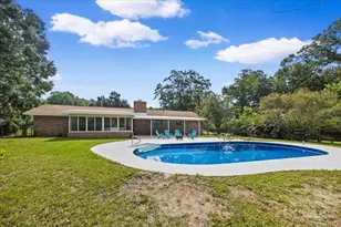 4301 Pace Ln, Milton, FL 32571 - Photo 4